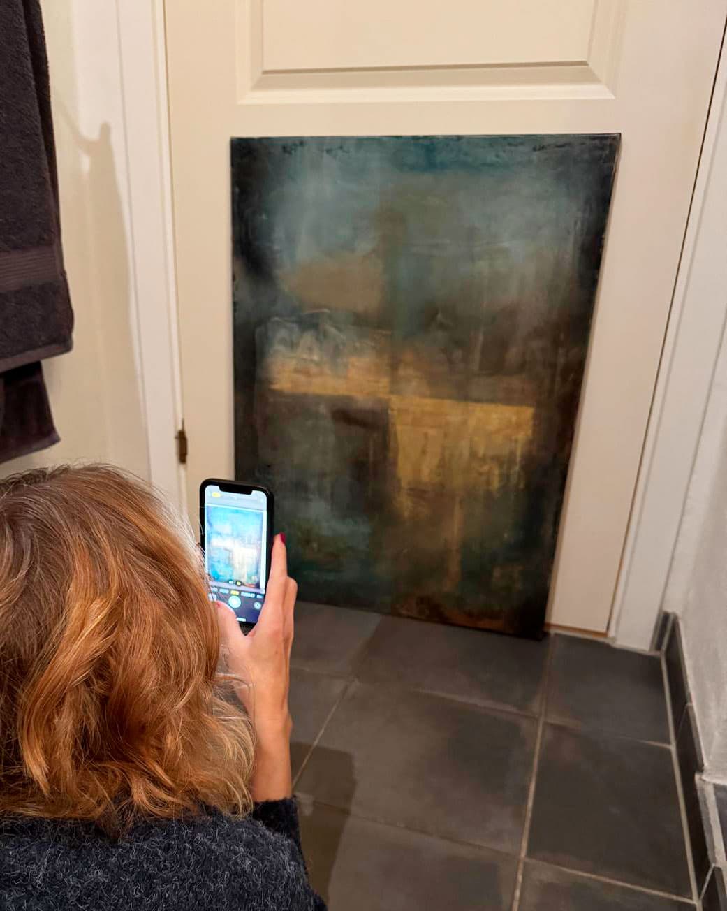 Take Realistic Photos of Your Paintings